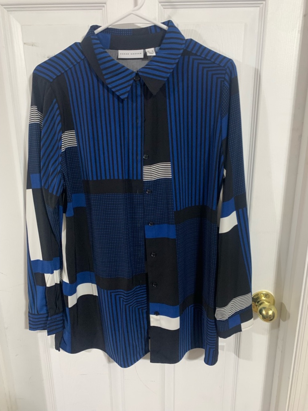Susan Graver Black and Blue Patterned Blouse
